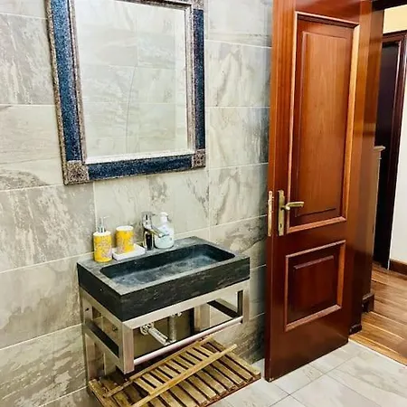 Xl Massive Art-filled In Area, Walk To Sliema, St Julian's * Gzira