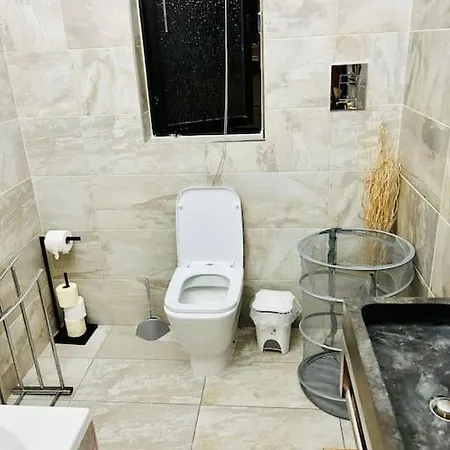 Xl Massive Art-filled In Area, Walk To Sliema, St Julian's Appartement Gzira