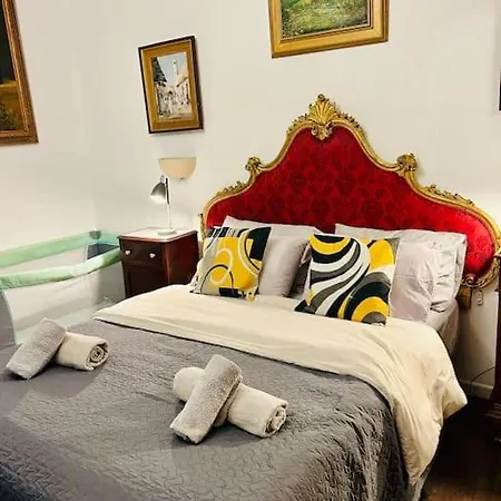 Xl Massive Art-filled In Area, Walk To Sliema, St Julian's